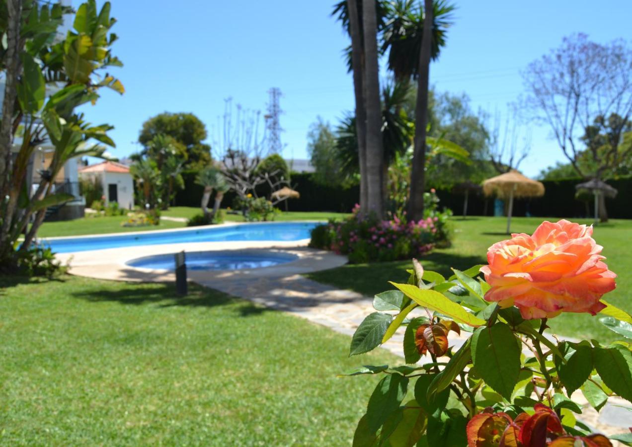 Luxury Garden Apartment - Walking Distance To The Sea Sitio de Calahonda Екстериор снимка