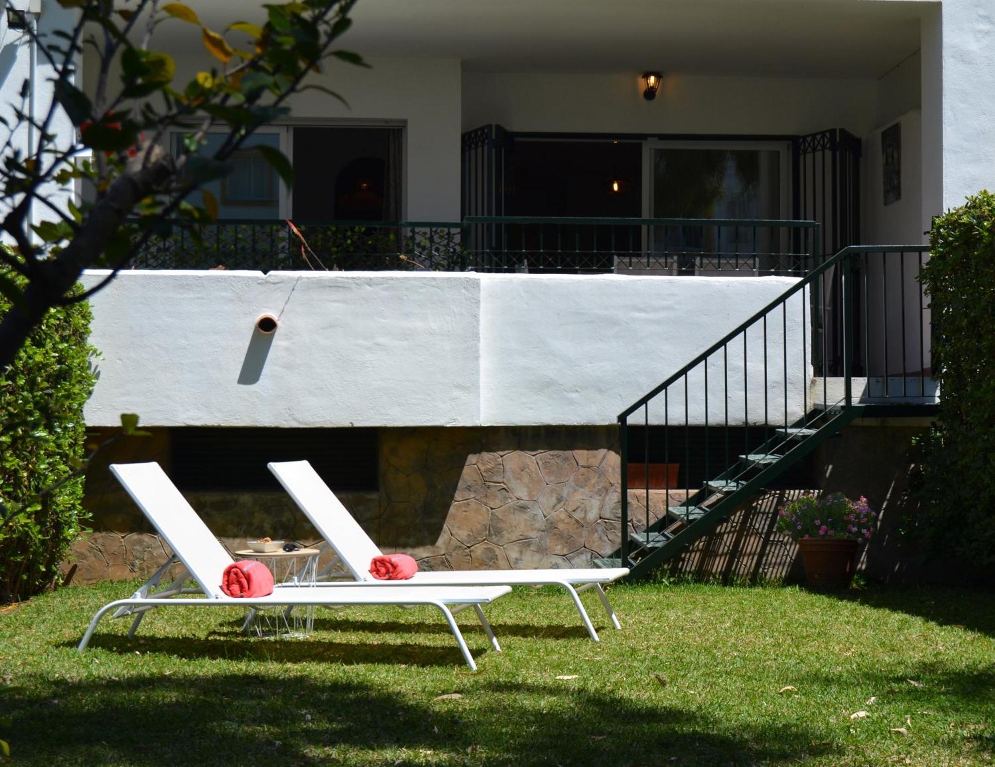 Luxury Garden Apartment - Walking Distance To The Sea Sitio de Calahonda Екстериор снимка